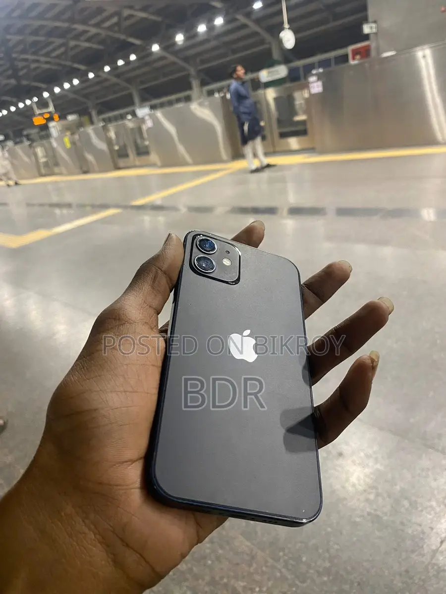Apple iPhone 12 128 gb box (Used)