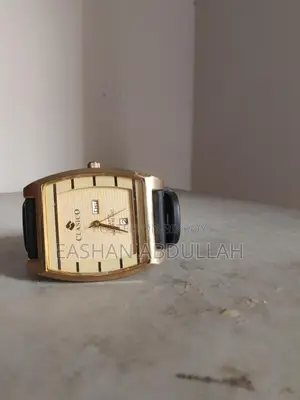 Vintage sporty watch