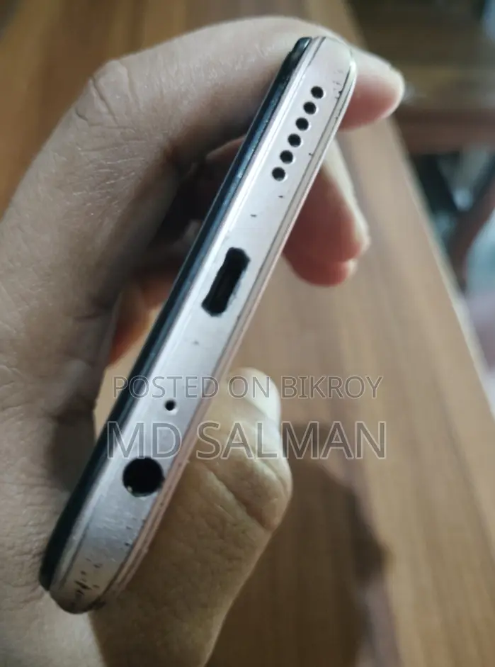 Infinix hot 20i . (Used)