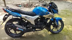 Yamaha SZR এডিসন 2011