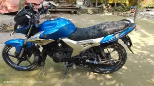 Yamaha SZR এডিসন 2011