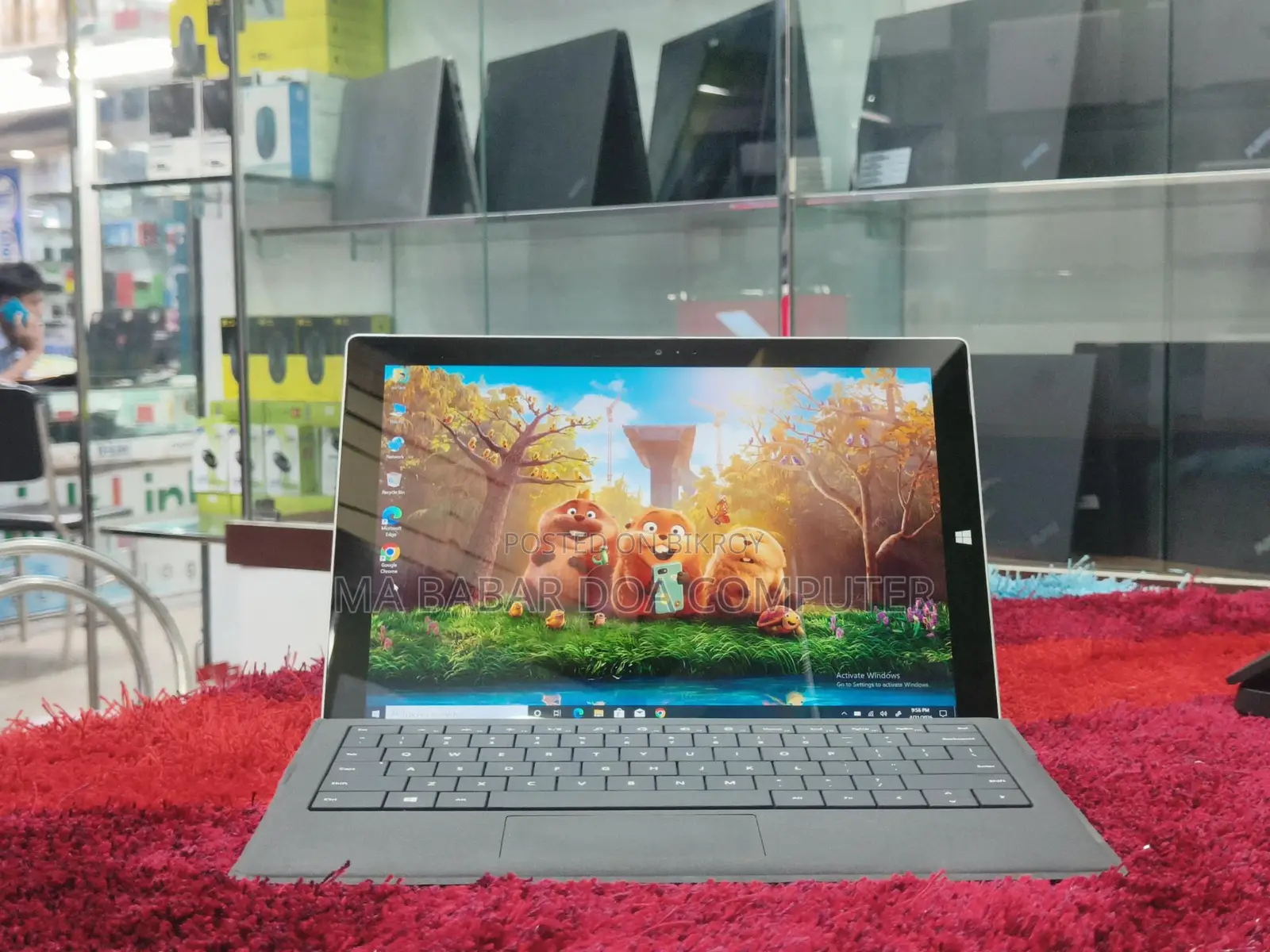 Microsoft Surface Pro i5 4th Gen 8/256GB 13.3” Detachable 2-in-1 Laptop