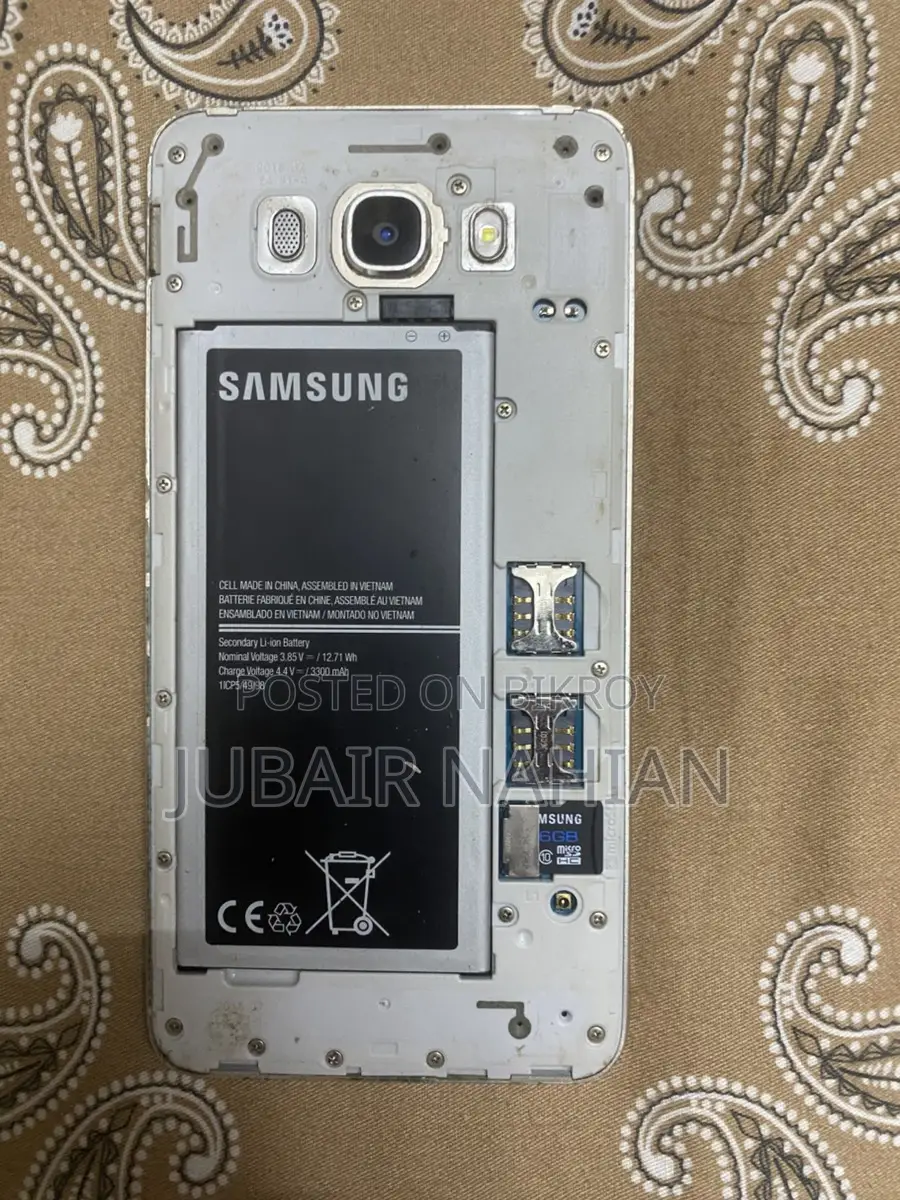 Samsung Galaxy J7 (Used)