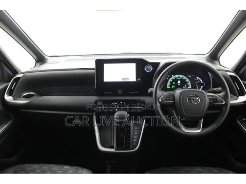 Toyota Voxy Hybrid SZ 2022