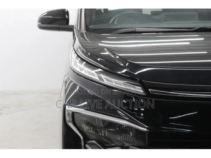 Toyota Voxy Hybrid SZ 2022