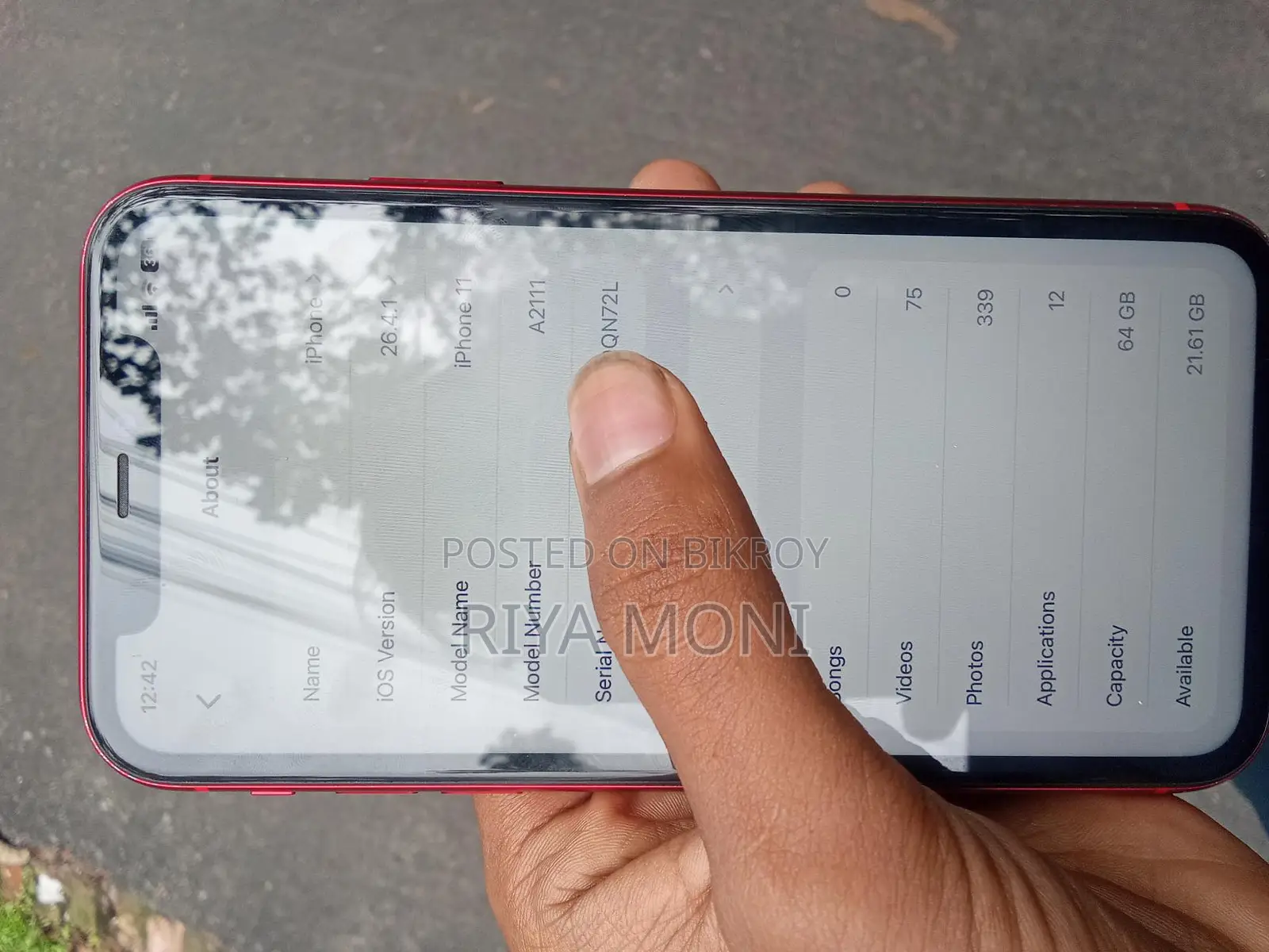 Apple iPhone 11 . (Used)