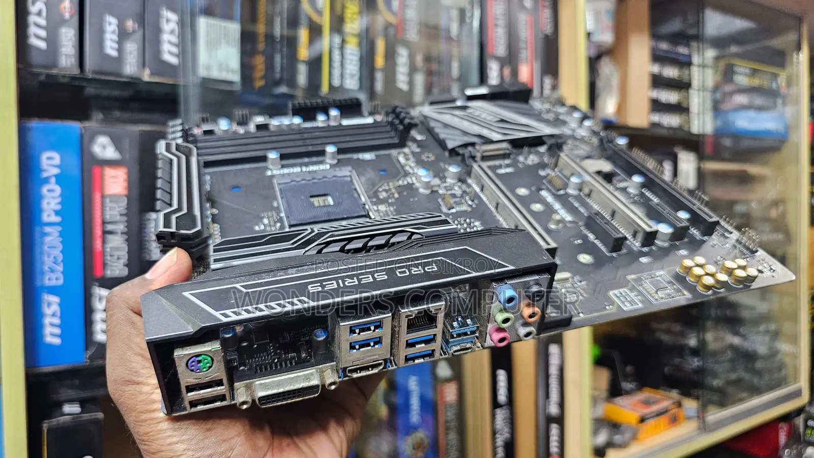 MSI X370 SLI PLUS AM4 AMD ATX Gaming Professional Motherboard