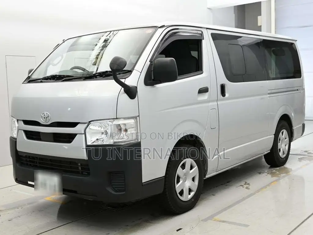 Toyota Hiace DX PACKAGE 2021