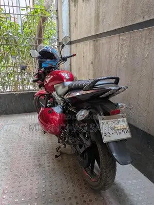 Bajaj Pulsar 150 (2014)