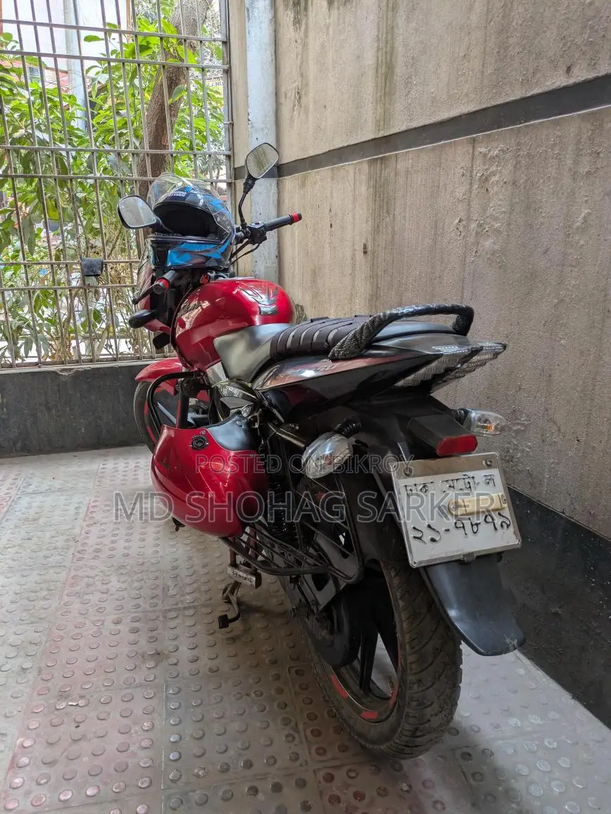 Bajaj Pulsar 150 (2014)