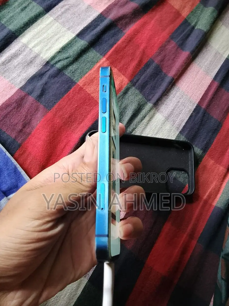 Apple iPhone 12 Mini (Used)
