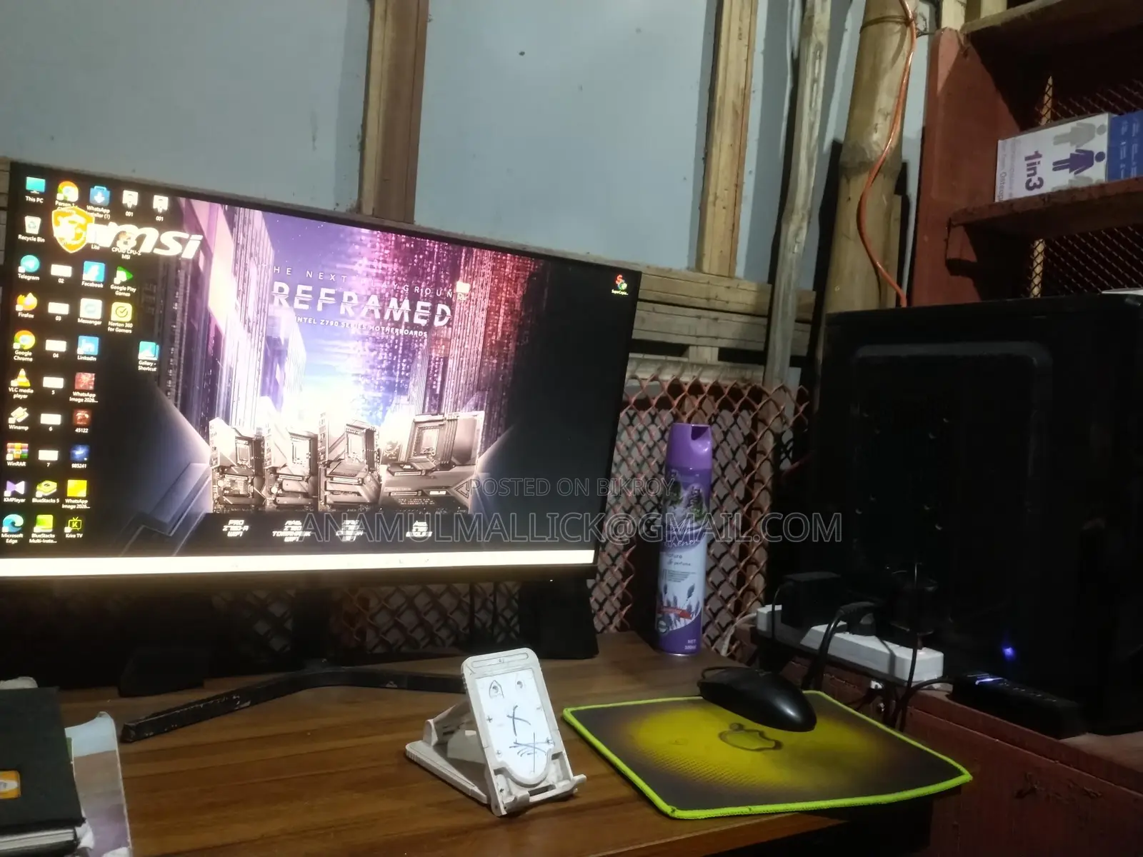 Desktop computer