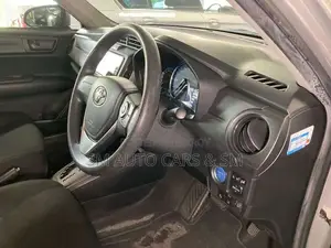 টয়োটা এক্সিও ইএক্স সিলভার ৪ পয়েন্ট ২০২০