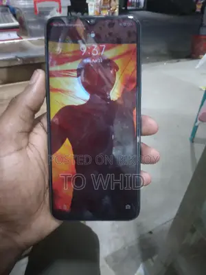 Realme 5i 4/64 (Used)