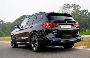 BMW IX3 2023