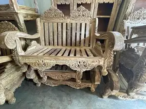 Victoria Sofa