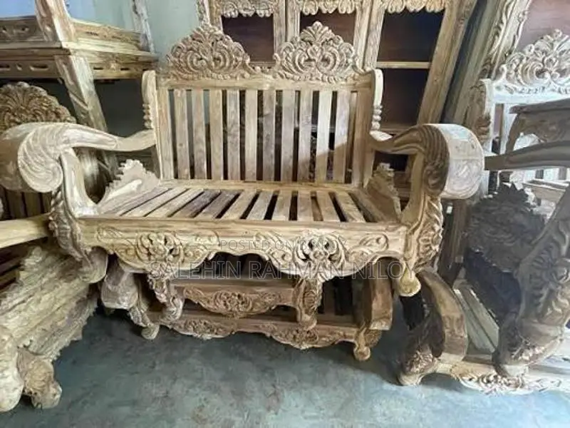 Victoria Sofa