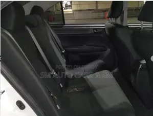 Toyota Axio Hybrid EX White 2021