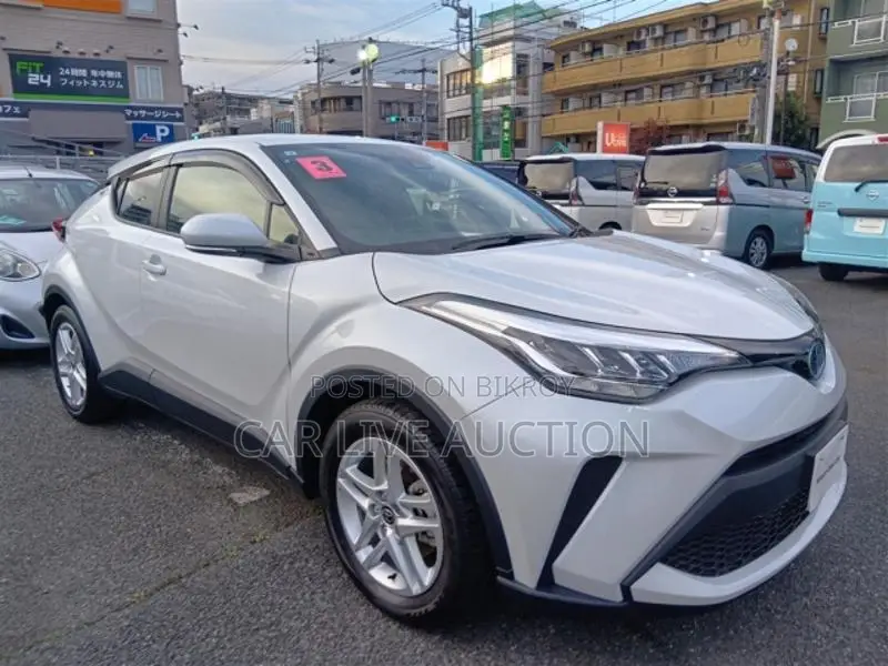 Toyota C-HR HYBRID S 2021