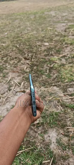 Realme 9i 6/128 (Used)