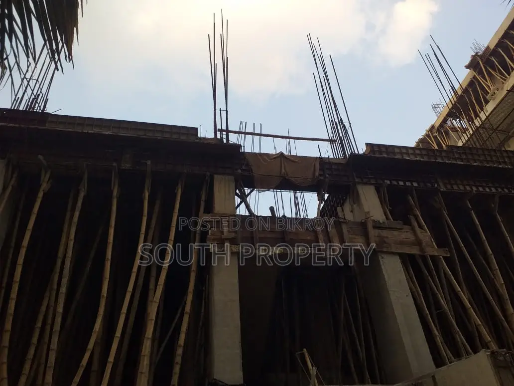 Low rate price 2000 sft flat sale at GM Bari, Uttar badda,Dhaka