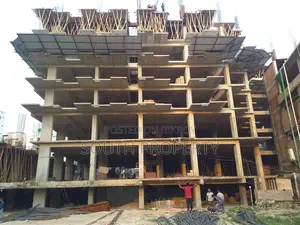 4-bedroom Condo in Badda for sale