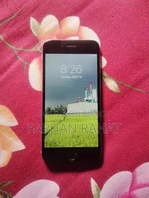 Apple iPhone 6 64 GB Silver