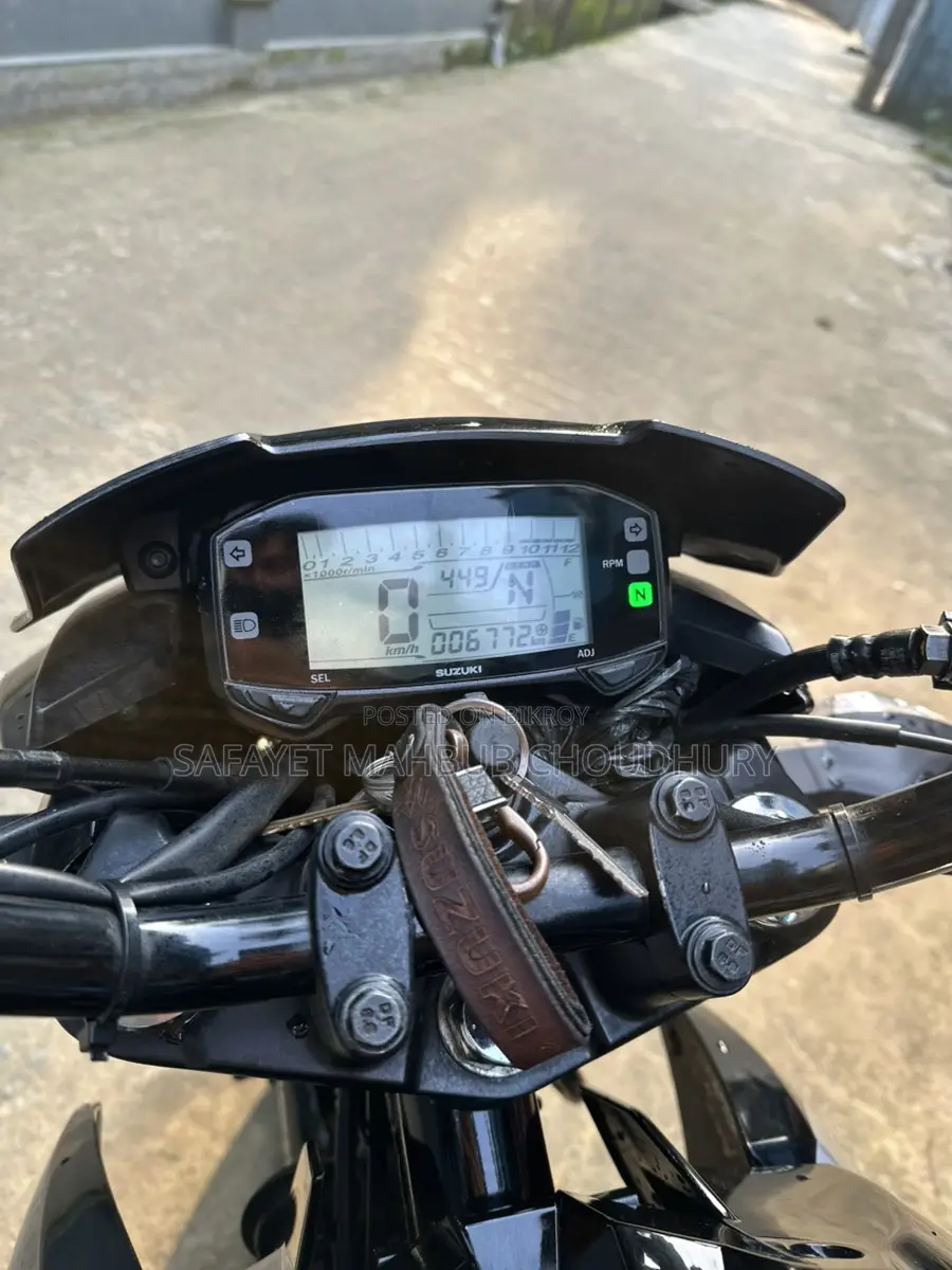 Suzuki Gixxer Monotone . 2025