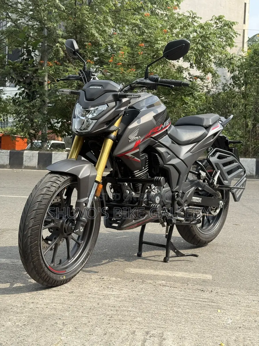Honda Hornet 2.0 . 2026