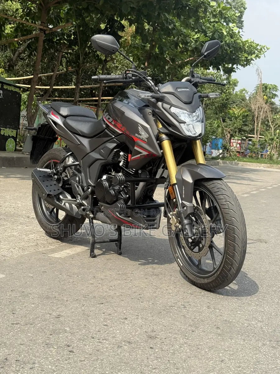 Honda Hornet 2.0 . 2026