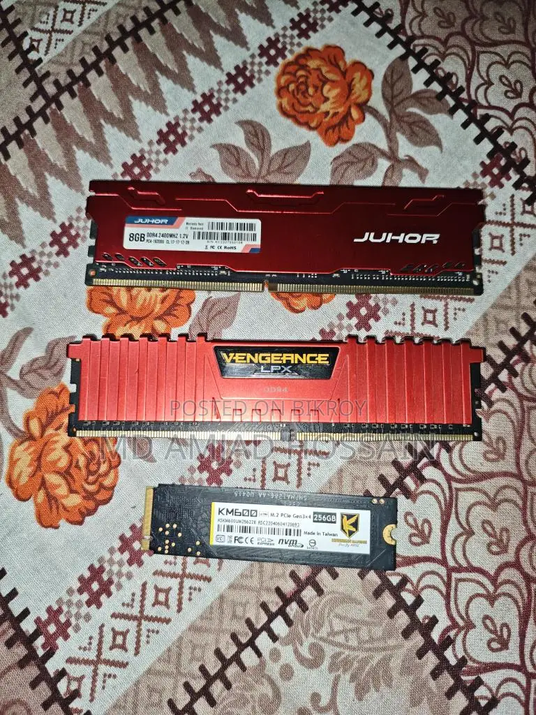 8+8= 16GB RAM & 256GB M.2 NVME SSD