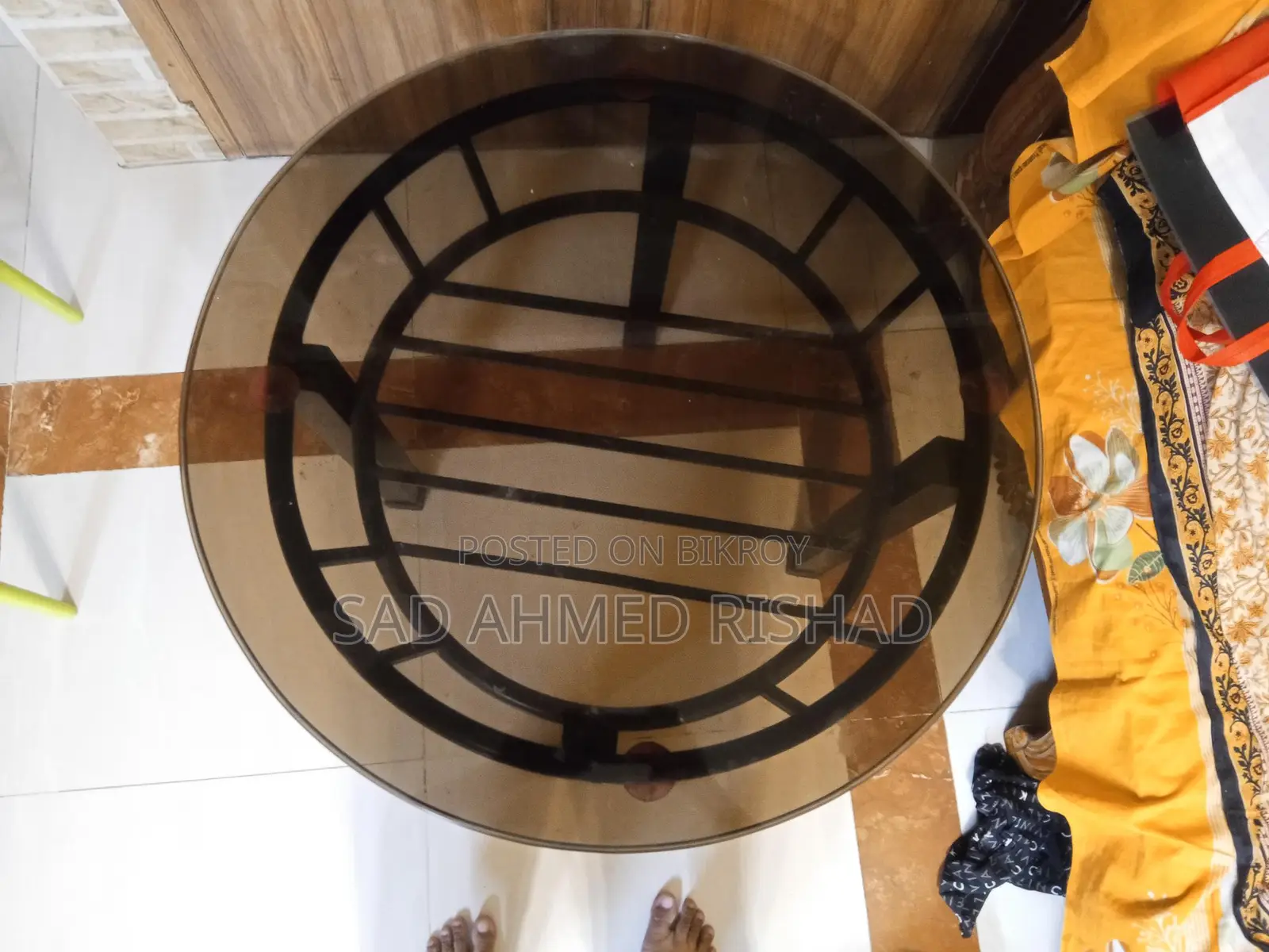 Modern Glass Center Table | Urgent Sale