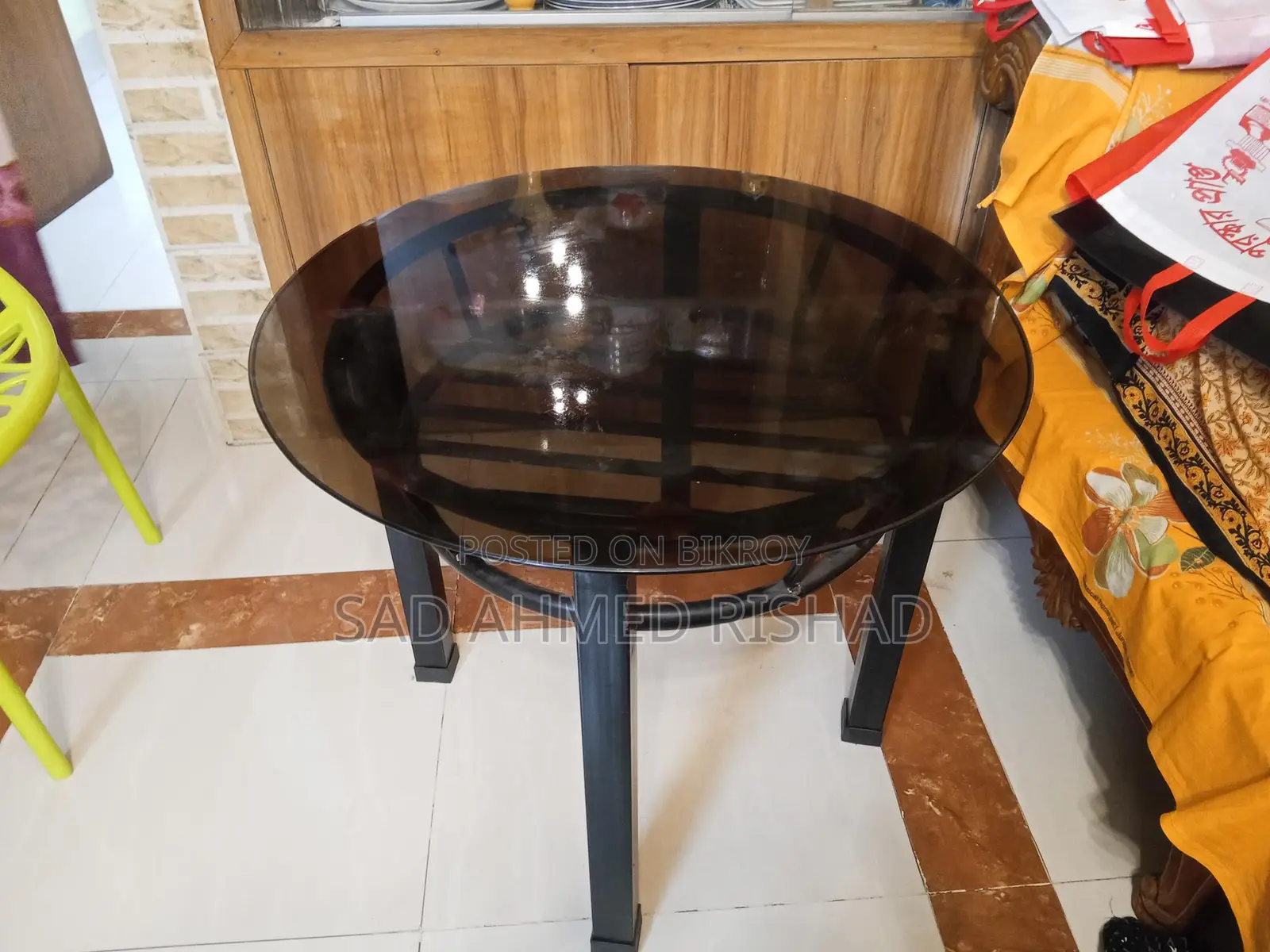 Modern Glass Center Table | Urgent Sale