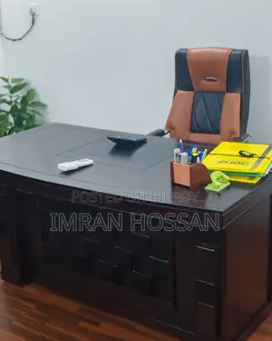 দ্রুত সেল করা হবে কম দামে নতুন এর মতো চেয়ার টেবিল