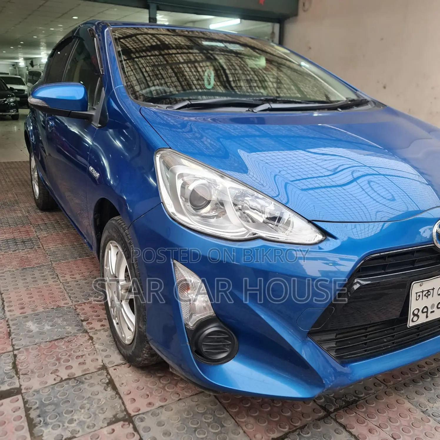 Toyota Aqua Hybrid 2017