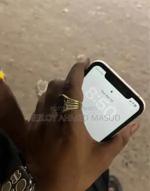 Apple iPhone 11 (Used)