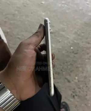 Apple iPhone 11 (Used)