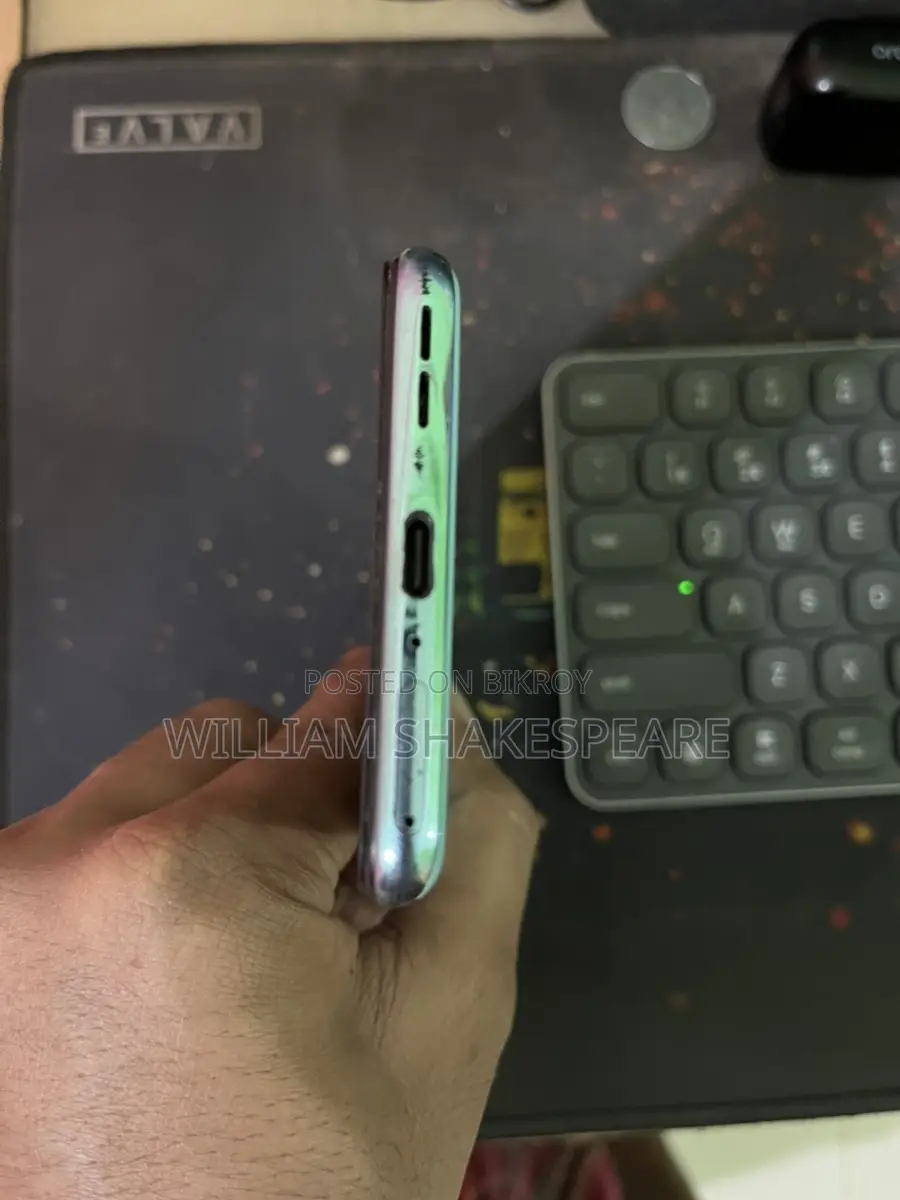 OnePlus Nord 2 5G 12/256 (Used)