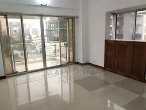 গুলশান নর্থ-এ সুসজ্জিত ৪ বেডরুমের সেমি-ফার্নিশড ফ্ল্যাট ভাড়া হবে