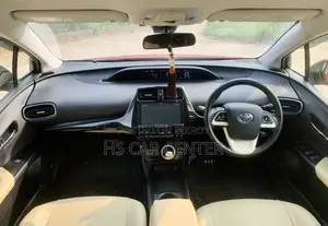 Toyota Prius S Touring 4th Gen 2017