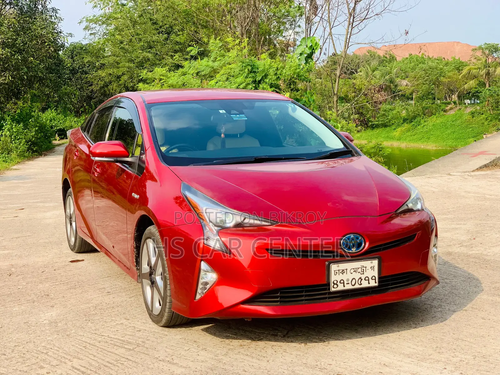 Toyota Prius S Touring 4th Gen 2017