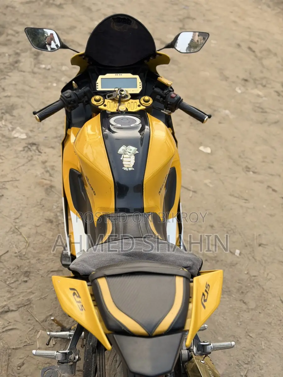 Yamaha R15 V4 . 2022