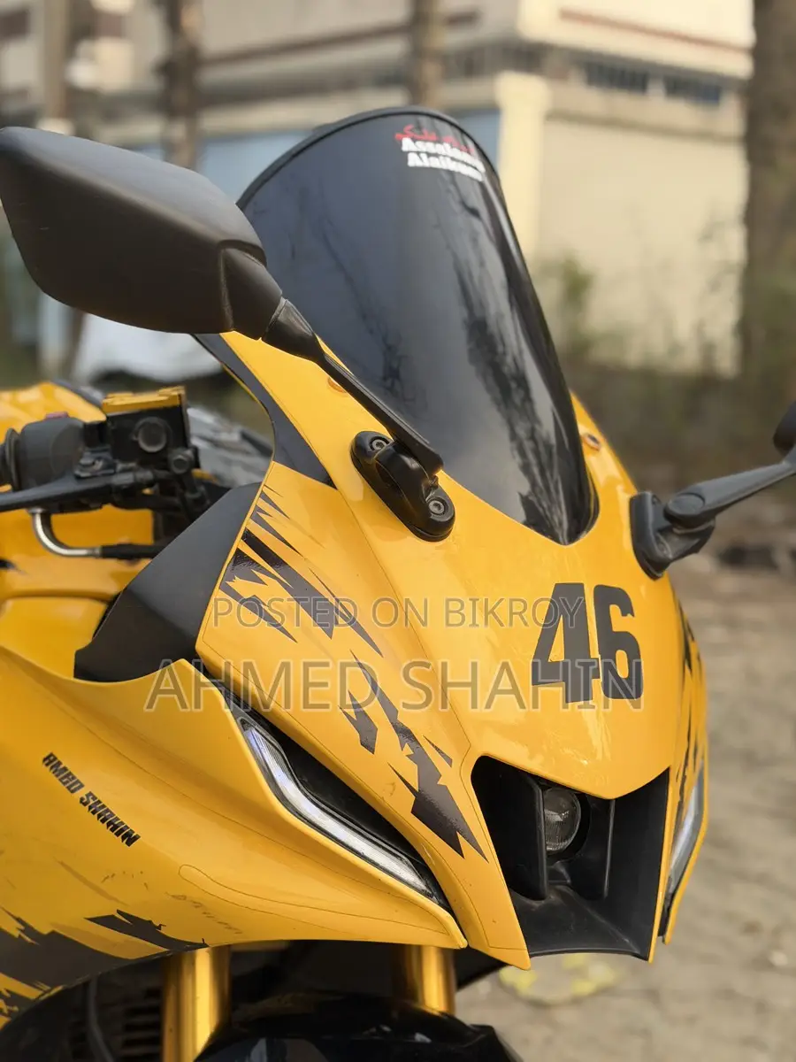 Yamaha R15 V4 . 2022