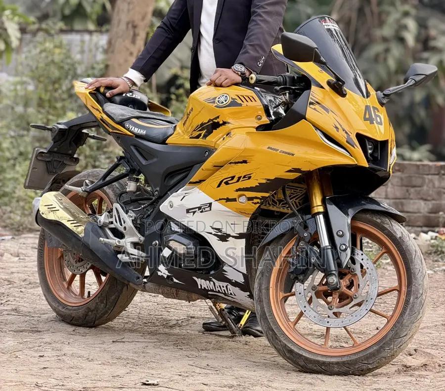 Yamaha R15 V4 . 2022