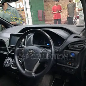 Toyota Noah Si Wxb Hybrid Black3 2021