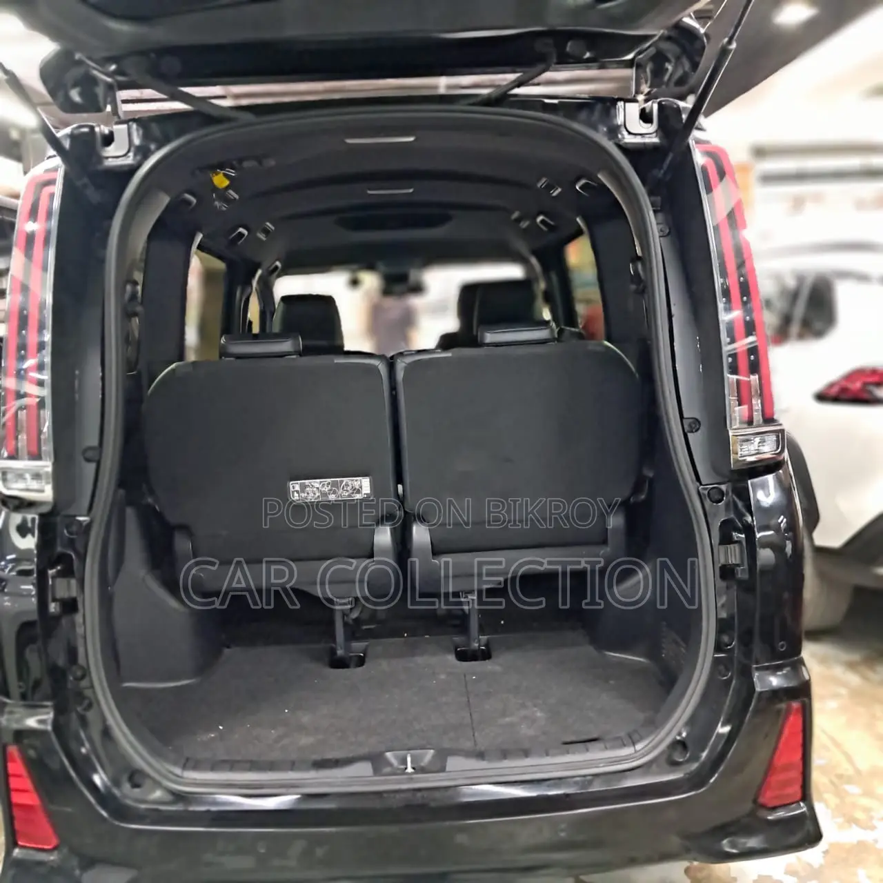 Toyota Noah Si Wxb Hybrid Black3 2021
