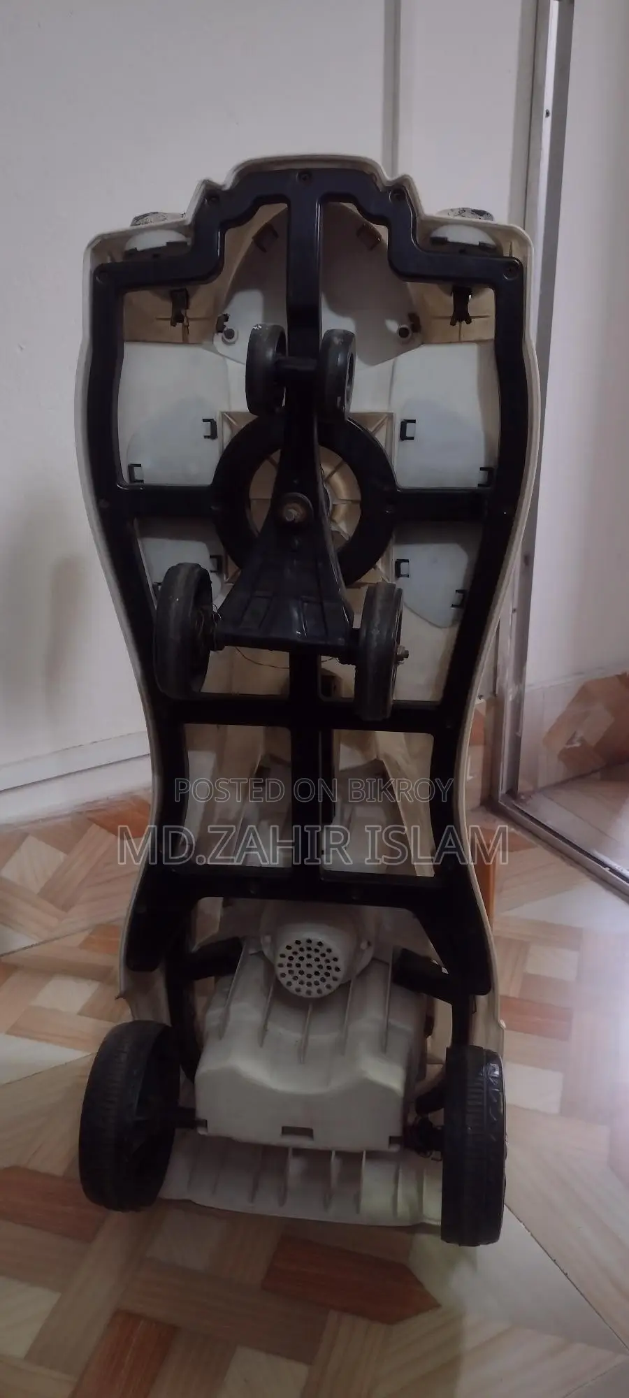 Toy Carrier Car for Sale.