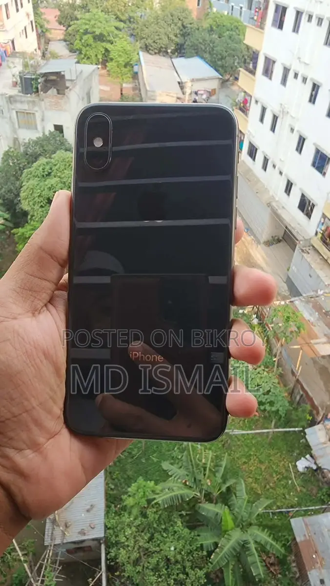 Apple iPhone XS 64 (Used)
