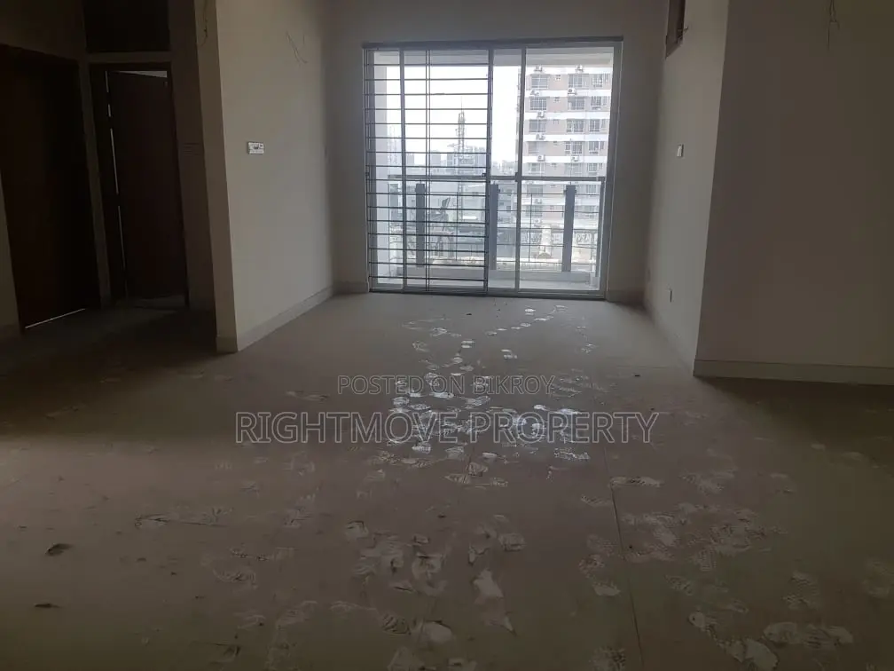 Road: 07 | 2555 sq. ft. | 04 Bedroom | Brand New | Dhanmondi