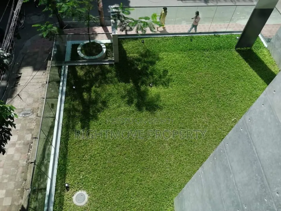 Road: 07 | 2555 sq. ft. | 04 Bedroom | Brand New | Dhanmondi